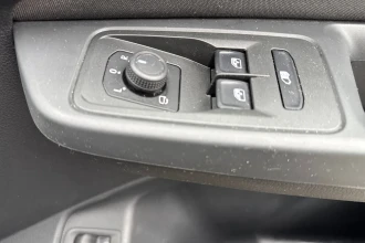 Vehicle Thumbnail 22