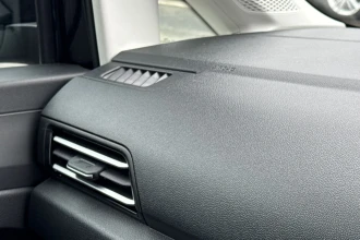 Vehicle Thumbnail 30