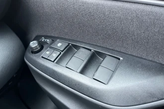 Vehicle Thumbnail 26