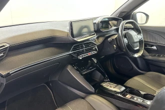 Vehicle Thumbnail 14