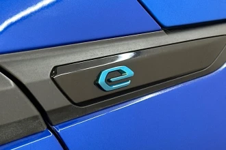 Vehicle Thumbnail 23