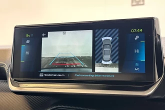 Vehicle Thumbnail 38