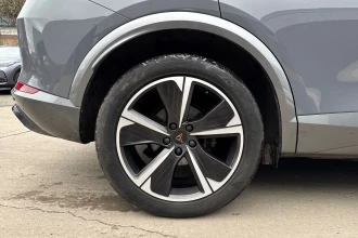 Vehicle Thumbnail 19