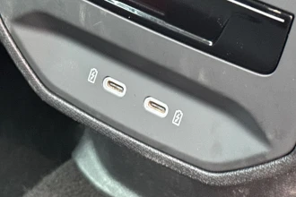 Vehicle Thumbnail 26