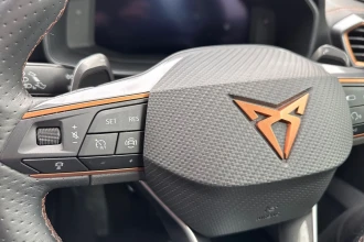 Vehicle Thumbnail 32