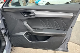 Vehicle Thumbnail 46