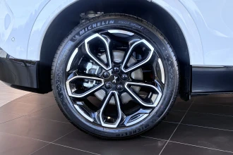 Vehicle Thumbnail 15