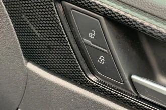 Vehicle Thumbnail 24