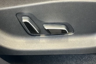 Vehicle Thumbnail 26