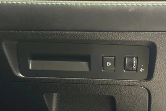 Vehicle Thumbnail 27