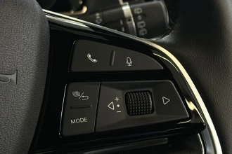 Vehicle Thumbnail 28