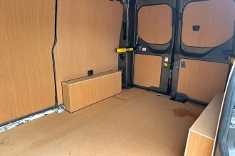 Vehicle Thumbnail 16