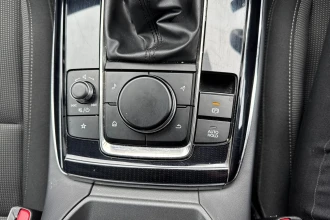 Vehicle Thumbnail 32