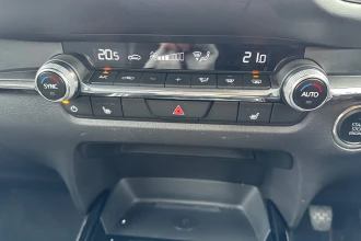 Vehicle Thumbnail 34