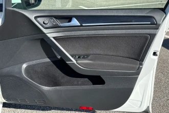 Vehicle Thumbnail 24