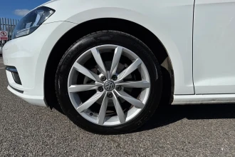 Vehicle Thumbnail 42