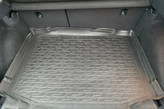 Vehicle Thumbnail 17