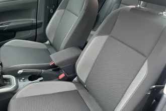 Vehicle Thumbnail 32