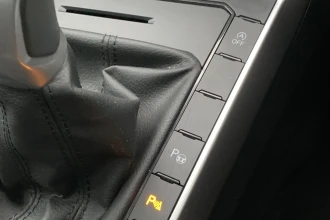 Vehicle Thumbnail 36