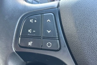 Vehicle Thumbnail 16