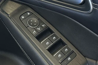 Vehicle Thumbnail 28