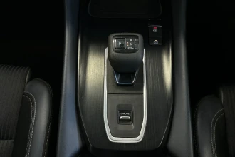 Vehicle Thumbnail 44