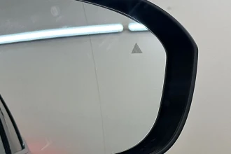 Vehicle Thumbnail 46