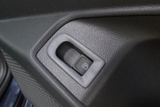 Vehicle Thumbnail 34
