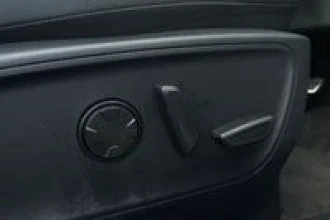 Vehicle Thumbnail 31