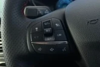 Vehicle Thumbnail 35