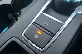 Vehicle Thumbnail 30
