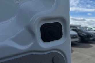Vehicle Thumbnail 23