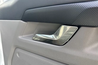 Vehicle Thumbnail 24