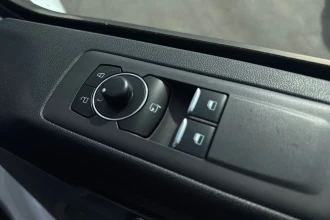 Vehicle Thumbnail 25