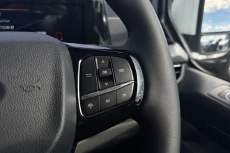 Vehicle Thumbnail 35