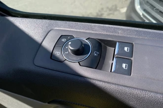 Vehicle Thumbnail 24