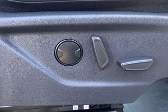 Vehicle Thumbnail 25