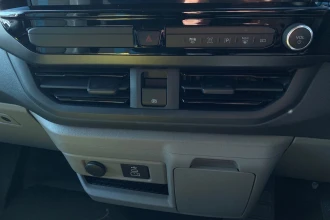 Vehicle Thumbnail 33