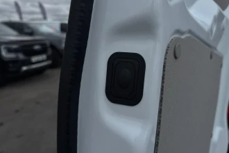 Vehicle Thumbnail 17