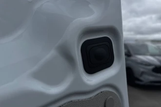 Vehicle Thumbnail 18