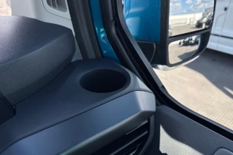 Vehicle Thumbnail 29