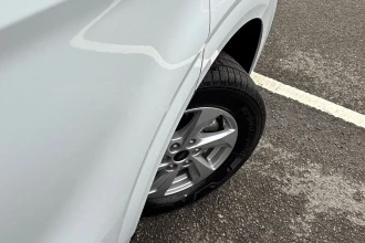 Vehicle Thumbnail 15