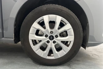 Vehicle Thumbnail 24