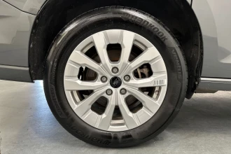 Vehicle Thumbnail 23