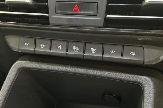 Vehicle Thumbnail 35