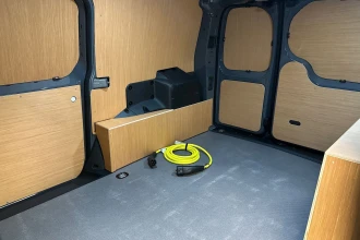 Vehicle Thumbnail 16