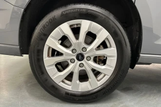 Vehicle Thumbnail 23