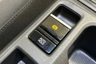 Vehicle Thumbnail 32