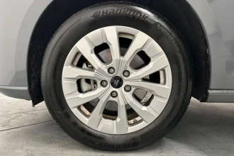 Vehicle Thumbnail 11