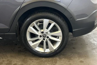 Vehicle Thumbnail 11